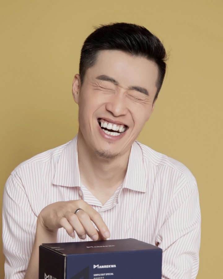 陈伯乐，2022 年，男人袜开箱